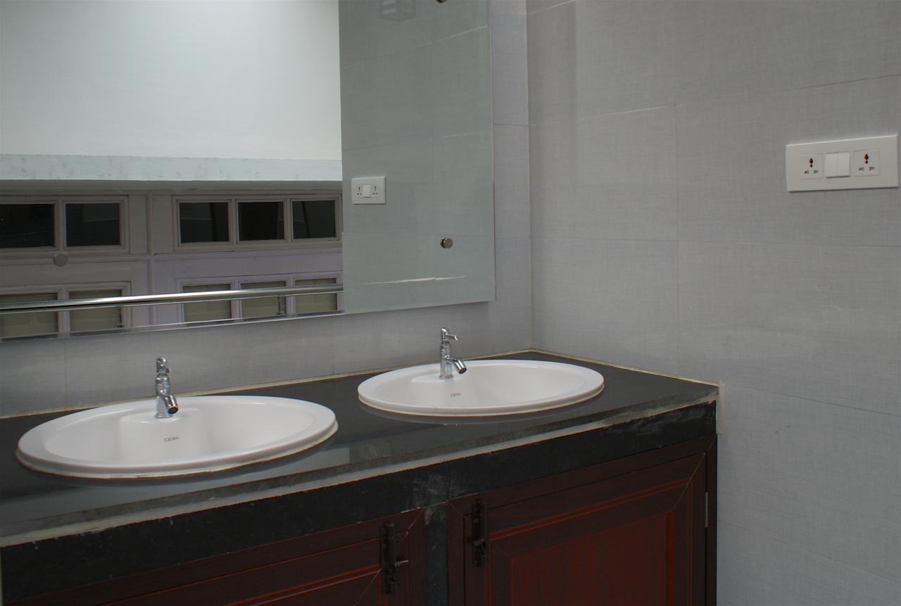 Ostello Bedhubs Haridwār Esterno foto