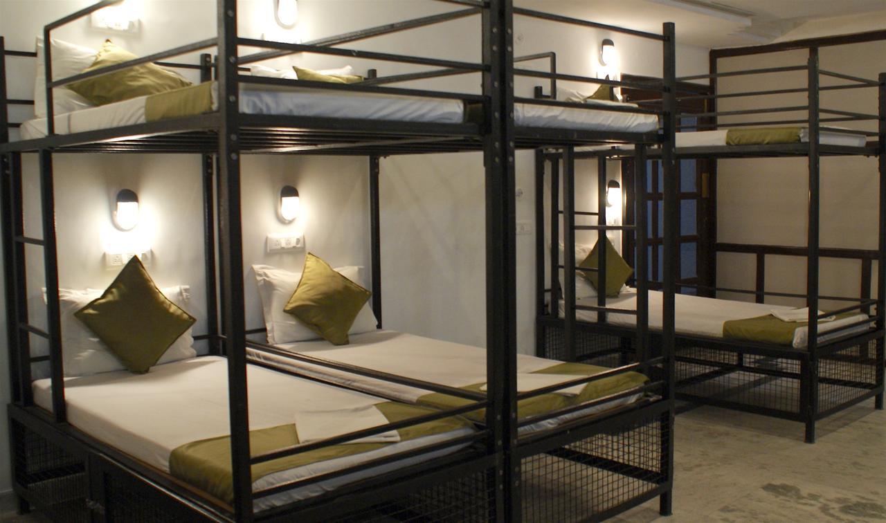 Ostello Bedhubs Haridwār Esterno foto